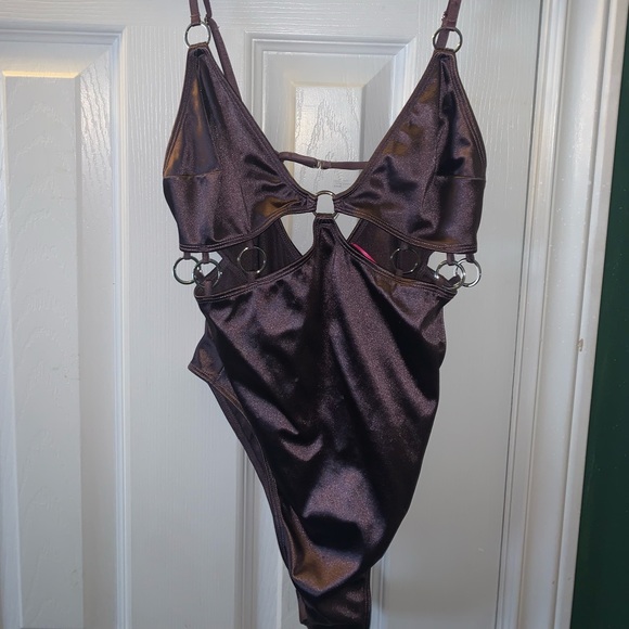 Bodysuit - Picture 2 of 2